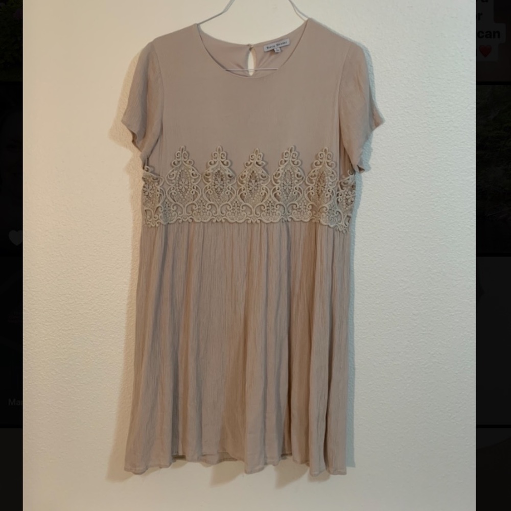 Stevie Hender dress - short sleeve